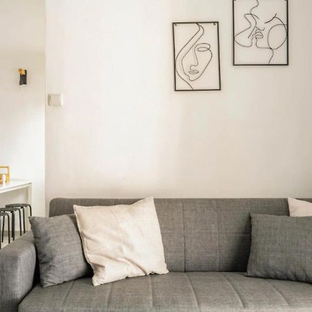 Central 1Br Oasis, Fast Fiber Wifi, Free Parking, Free Netflix With Shelter Haifa Bagian luar foto