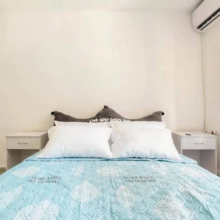Central 1Br Oasis, Fast Fiber Wifi, Free Parking, Free Netflix With Shelter Haifa Bagian luar foto