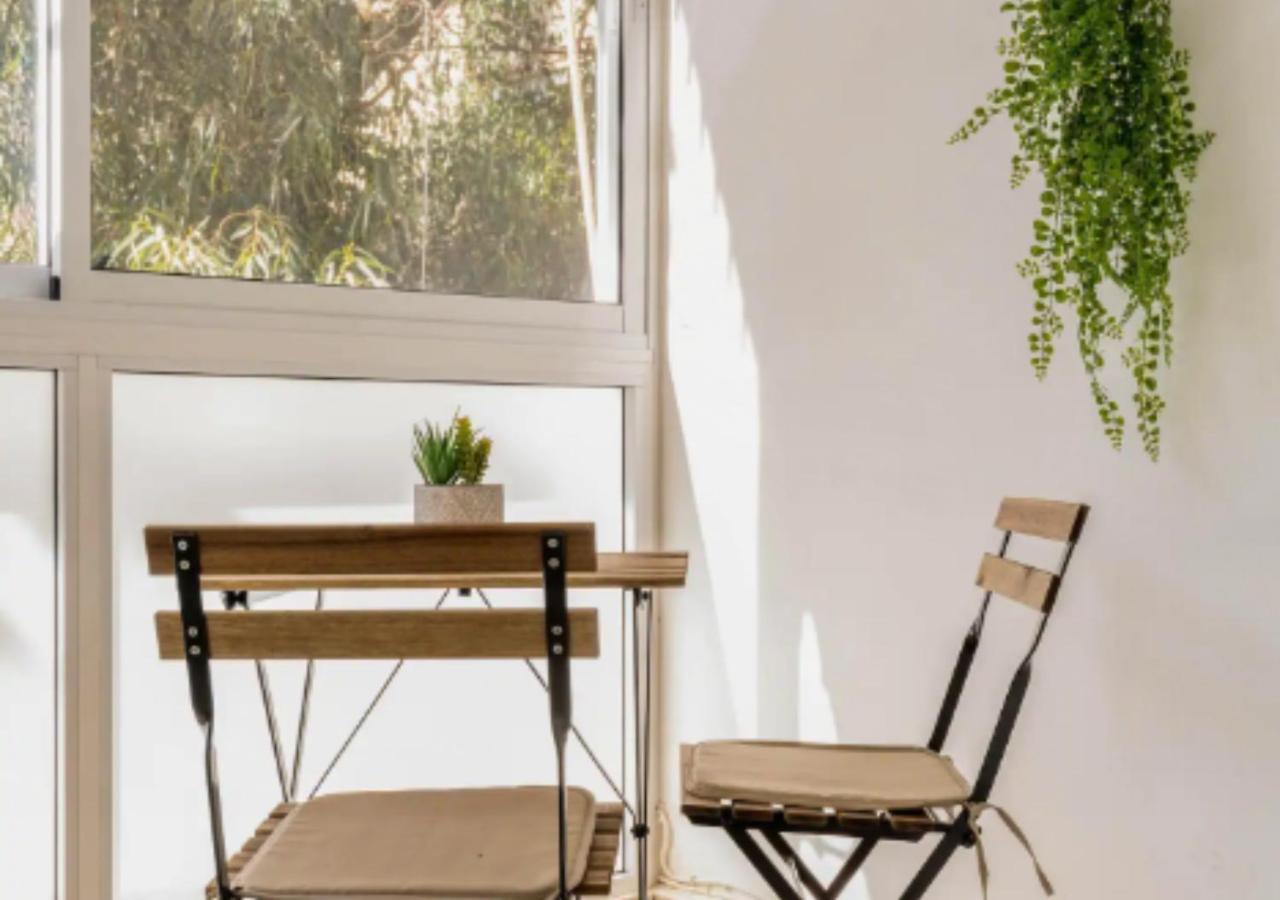 Central 1Br Oasis, Fast Fiber Wifi, Free Parking, Free Netflix With Shelter Haifa Bagian luar foto